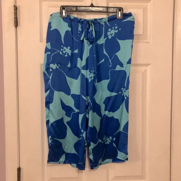 SILK turquoise blue large floral capri Bermuda  pants  XS drawstring - Picture 4 of 10